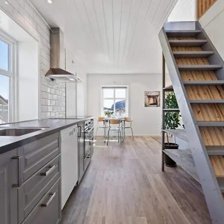 Ragnahuset - Koselig Minihus I Fiskevaer